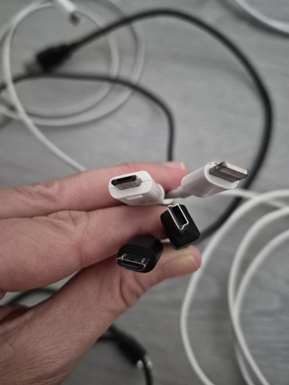 Cell Chargers Cords Adapters 23 Pieces Clean Out Bundle